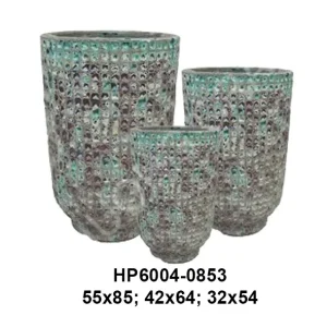 Atlanis pot for outdoor decor