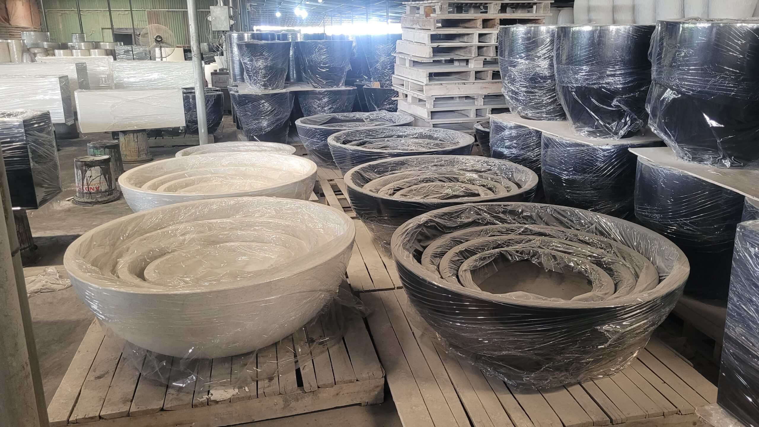 Large outdoor lightweight planters for commercial projects